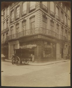 54 Rue Saint-Honoré y 1 Rue des Prouvaires, (1° Arr.) de Eugène Atget