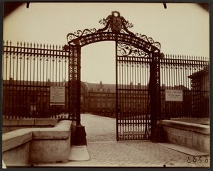 Reja, Inválidos (rejería, Hôtel des Invalides, París) de Eugène Atget