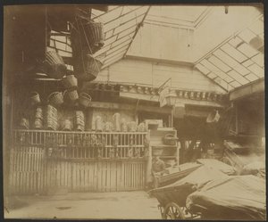 Hôtellerie du Heaume, 5 Rue Pirouette (1°) de Eugène Atget