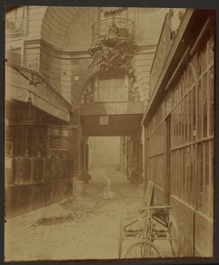 Puerta del Dragón de Eugène Atget