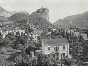 Arco (foto en blanco y negro) de European Photographer