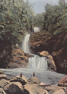 Cascada de Namora, Lado Este