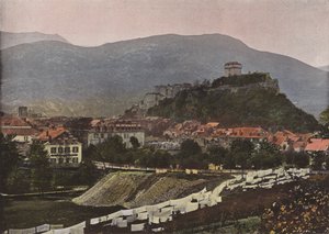Lourdes, la ciudad y el castillo de European Photographer