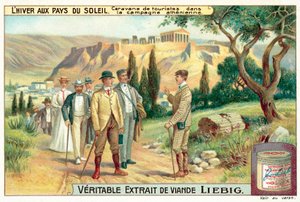 Grupo de turistas en el campo ateniense de European School