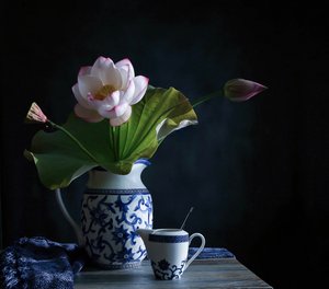 Arreglo floral «Loto sereno»