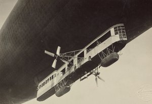 [Góndola de un dirigible] de Fedele Azari