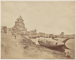 Palacio de Chutter Manzil, con el Barco del Rey en forma de pez de Felice A. Beato