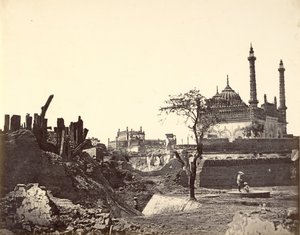 Batería cerca de Begum Kotie. Segundo Ataque de Sir Colin Campbell en marzo de 1858 de Felice Beato