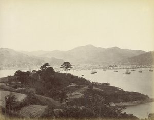 Nagasaki, una vista desde las colinas de enfrente de Felice Beato