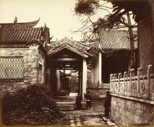 [Templo Nume Hui Kung, Cantón, China] de Felice Beato