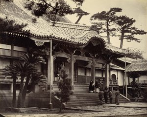 Sala principal en el Templo Daionji, Nagasaki de Felice Beato