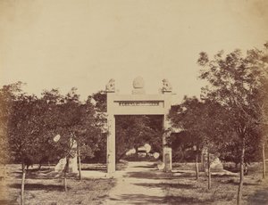 Tumba cerca de Palichian, la escena del comienzo del ataque el 21 de septiembre de 1860