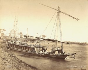 Barco egipcio en el Nilo, en Egipto