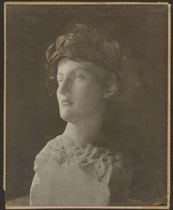 Una joven inglesa de Fernand Khnopff