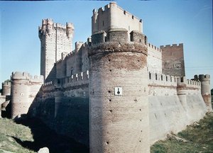 Vista del Castillo de la Mota, construido para Juan II en 1440 de Fernando de Carreno