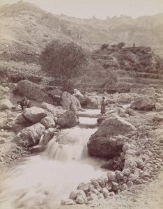 Cous du Kadisha, Monte Líbano, 1860s-80s, impreso ca. 1870 de Félix Bonfils