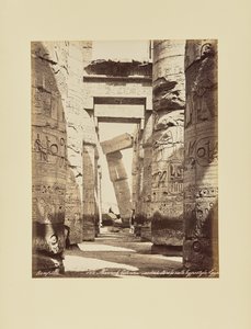 Karnak. Columna inclinada en la sala hipóstila, Egipto de Félix Bonfils