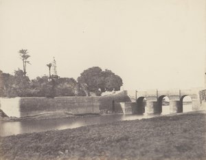 Syout, Puente sobre el Gran Canal, 1851-52, impreso 1853-54 de Félix Teynard