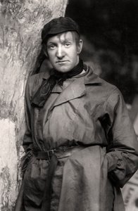 Charles McNaughton, actor, 1909