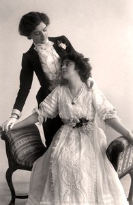 Lily Elsie 1886-1962 y Adrienne Augarde 1882-1913, actrices inglesas, 1907