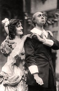 Louie Pounds y Powis Pinder en Lady Tatters, 1907
