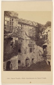 Castillo de Carew - aposentos de Estado en el patio interior de Francis Bedford