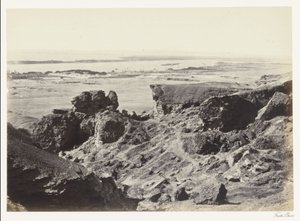 Cantera de cal de Tura en el Nilo El Nilo, de las canteras de Joura (título sobre objeto)