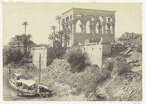 Quiosco de Trajano en la isla de Philae en el Nilo Faraón