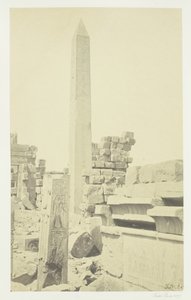 Obelisco y columna de loto de granito, Karnak, 1857 de Francis Frith