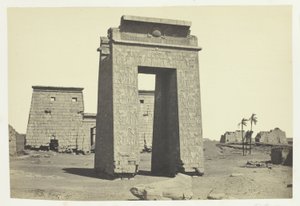 Puerta esculpida, Karnac de Francis Frith
