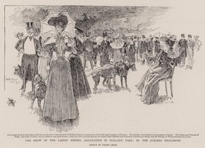 La exposición de la Asociación de Perros de Damas en Holland Park, en el recinto de juzgamiento