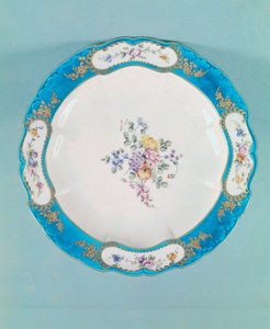 Plato decorado con un patrón floral, Sèvres