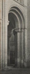 Catedral de Ely, Nave, esquina suroeste, c. 1899 de Frederick Henry Evans
