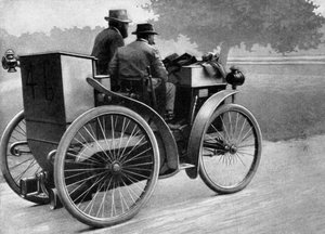 1895: el industrial francés Edouard Michelin (1859-1940) equipo "L