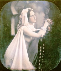 Una mujer arrodillada en una silla rezando, 1850