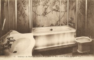 Baño de una cabina de lujo a bordo del transatlántico francés Ile de France de French Photographer