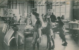 Clase de dibujo en una escuela de arte, Francia de French Photographer