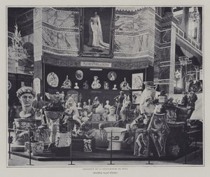 Exposición de productos de la fábrica Signa, Florencia, en el pabellón italiano en la Exposición Universal 1900, París de French Photographer