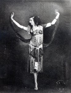 Ida Rubinstein en el papel de Salomé de French Photographer