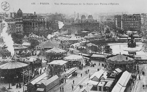 La Foire du Trône, Place de la Nation, París de French Photographer
