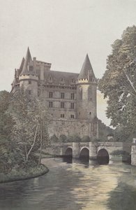La Rochefoucauld, Castillo, Vista tomada desde las orillas del Tardoire de French Photographer