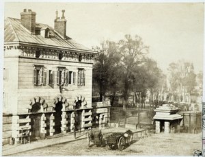 La puerta del Infierno en “les barrières de Paris”, fotografías de Gouviot de French Photographer