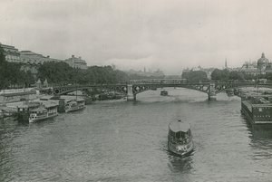 Perspective sur la Seine, le Pont des Saint-Peres de French Photographer