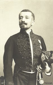 Pierre Loti, oficial naval y novelista francés de French Photographer