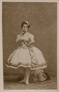 Retrato de una bailarina de French Photographer