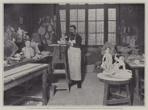Preparando moldes en un taller de la fábrica de porcelana de Sèvres, Francia de French Photographer
