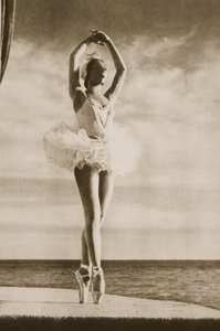Rosella Hightower en El Lago de los Cisnes, del Grand Ballet de Monte-Carlo, 1949 de French Photographer