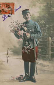 Soldado cargando un ramo de flores, postal de Año Nuevo, 1913
