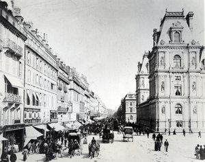 La rue de Rivoli y el nuevo Hotel de Ville, c.1882 de French Photographer