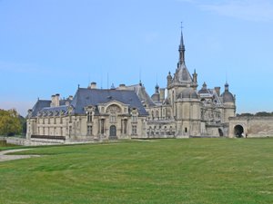 Vista del Castillo de French School
